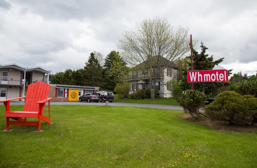 Wheelhouse Motel Lunenburg Exterior foto